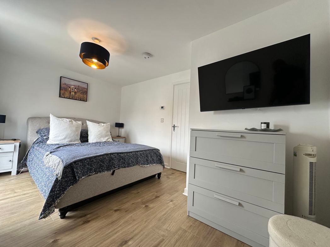 Property image 9 of 22