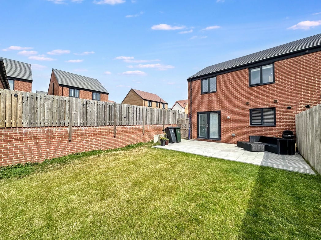 Property image 18 of 22
