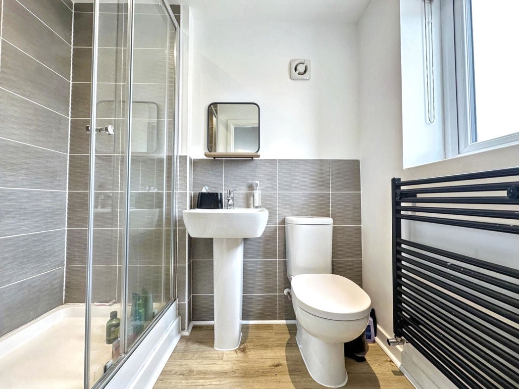 Property image 13 of 22