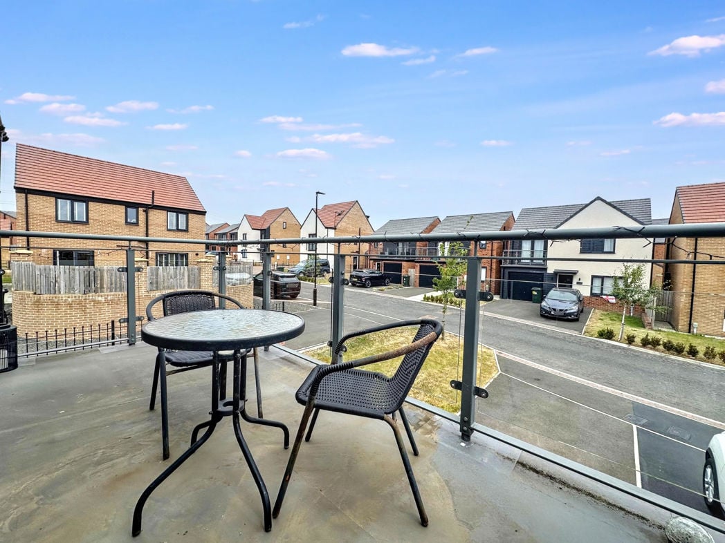 Property image 11 of 22