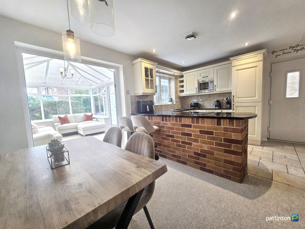 Property image 7 of 21