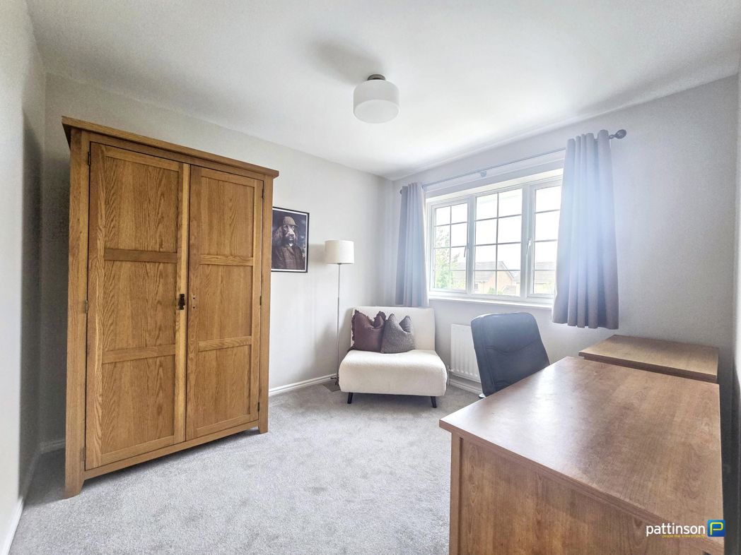 Property image 13 of 21