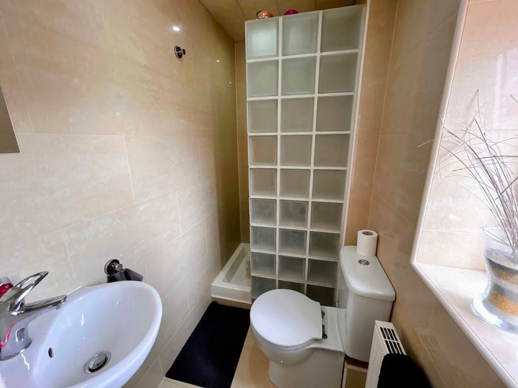 Ensuite