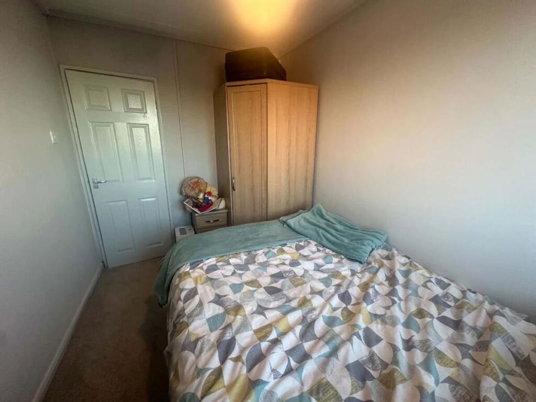 Property image 5 of 7