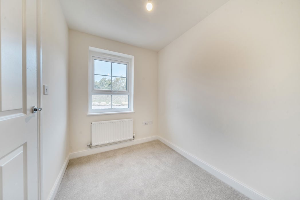 Property image 11 of 23