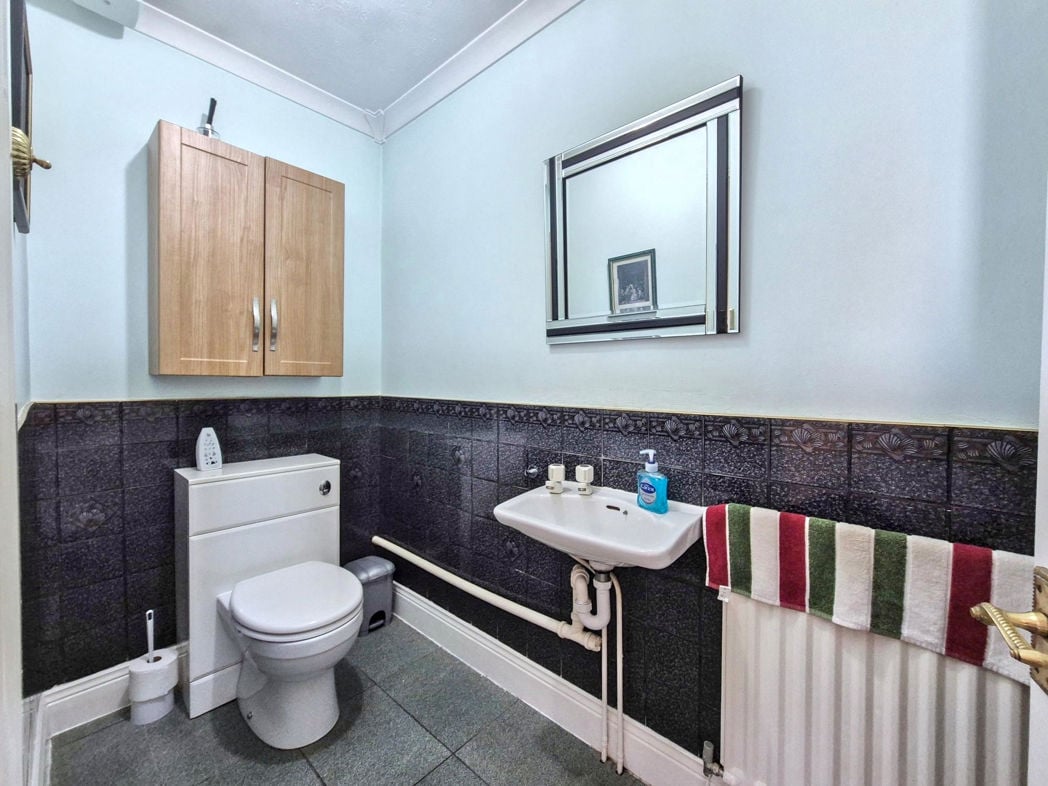 Property image 6 of 22