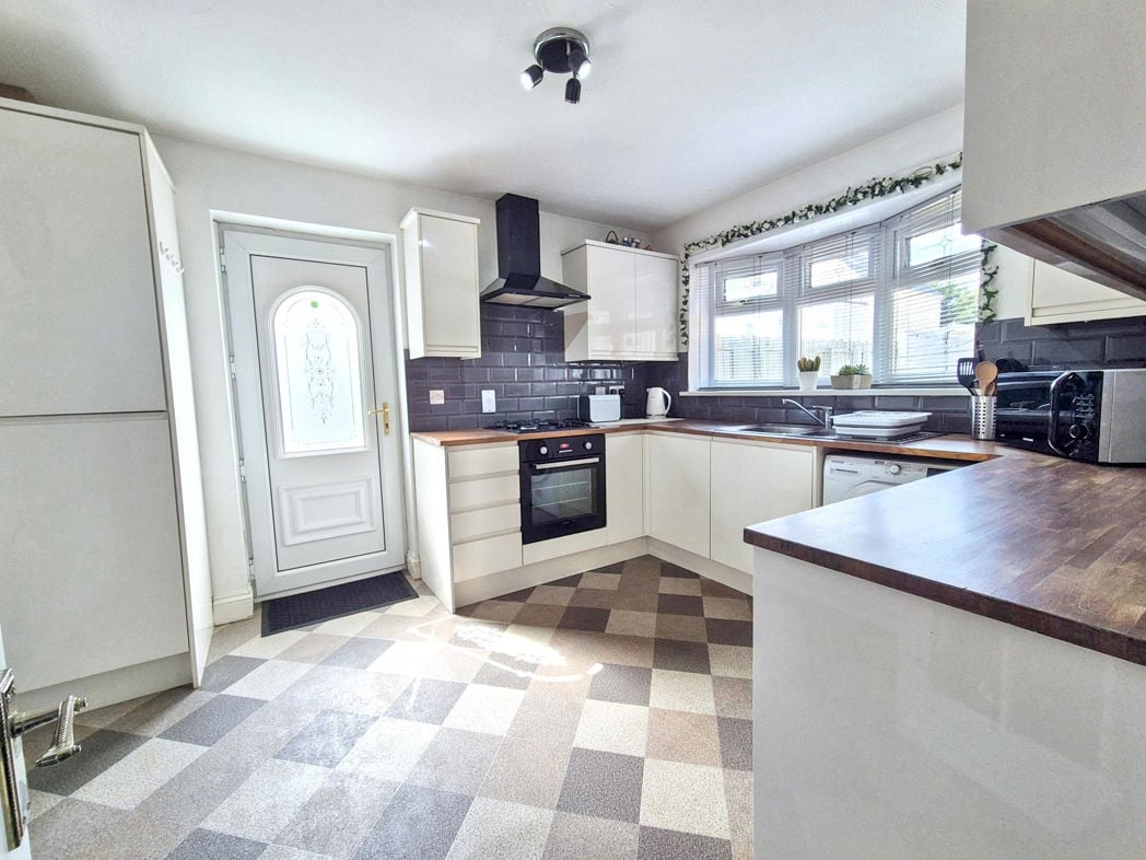 Property image 7 of 22
