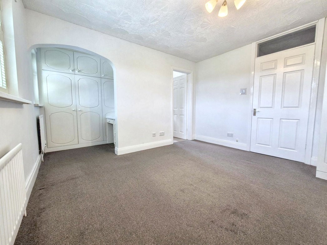 Property image 13 of 22