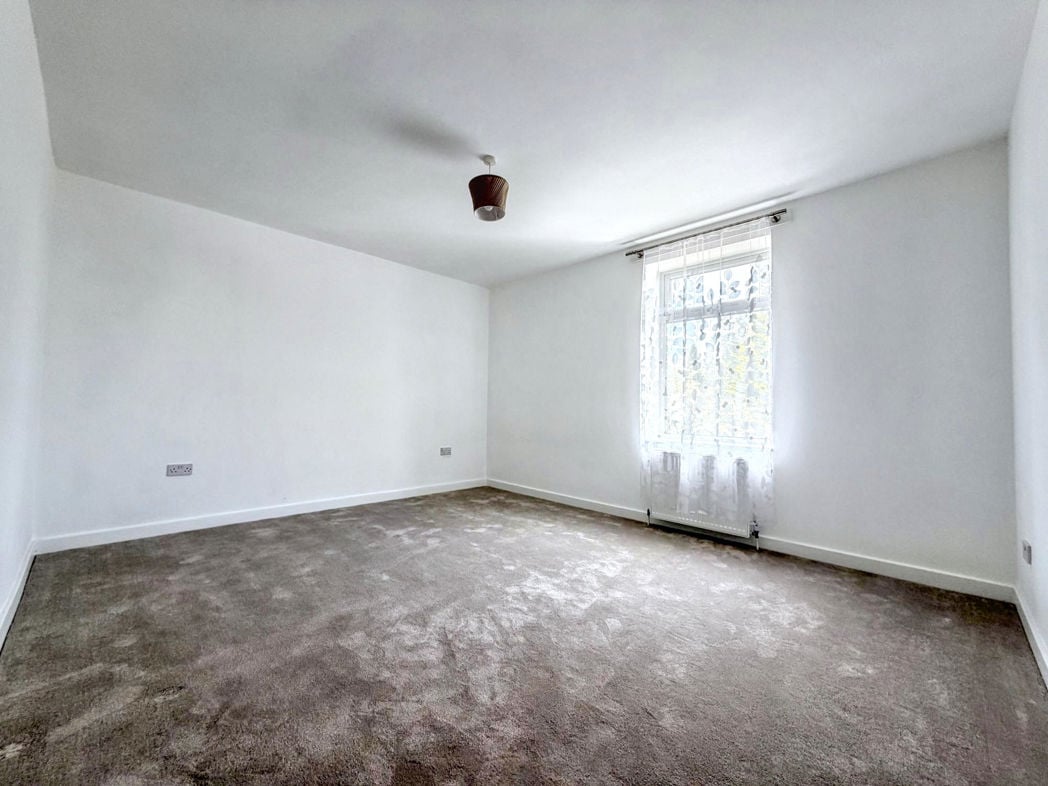 Property image 6 of 10
