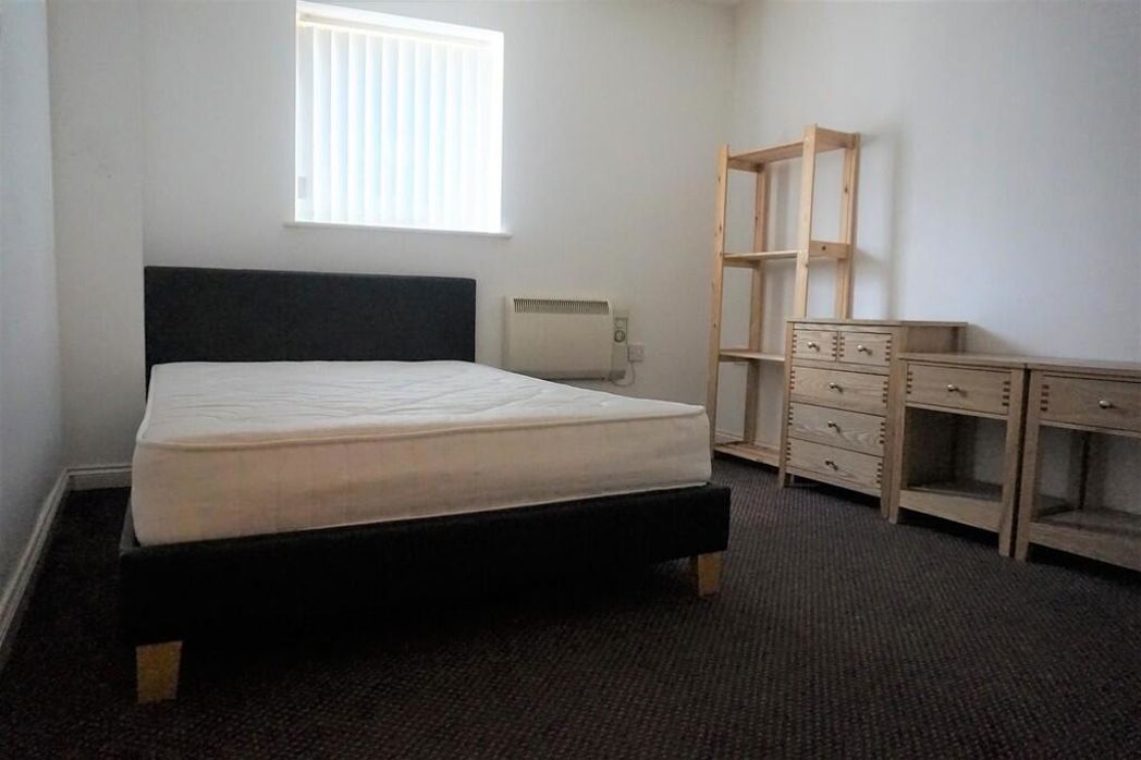 Property image 5 of 6