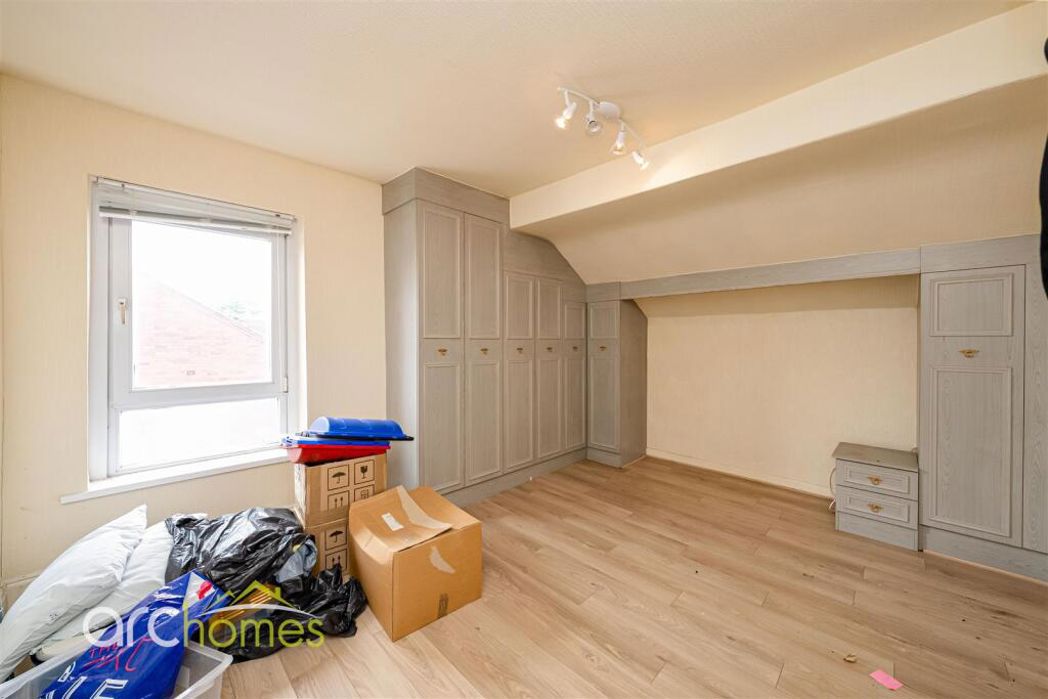 Property image 16 of 20