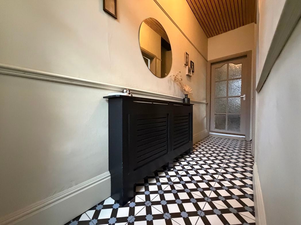 Entrance/Hallway