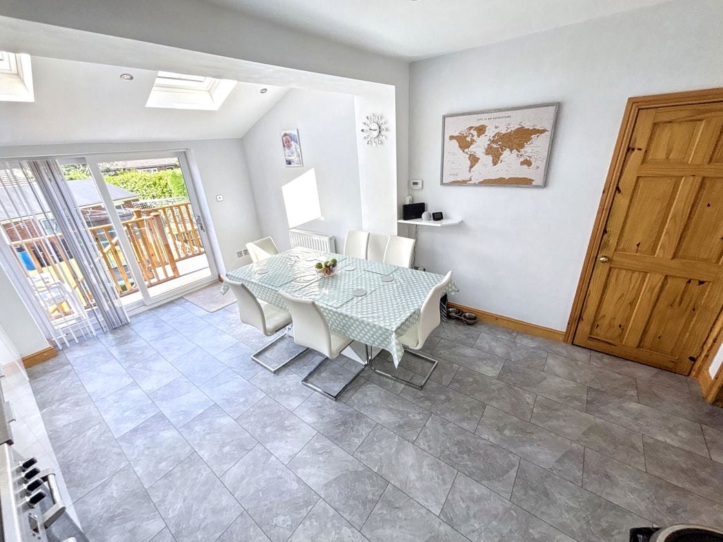 Property image 5 of 19