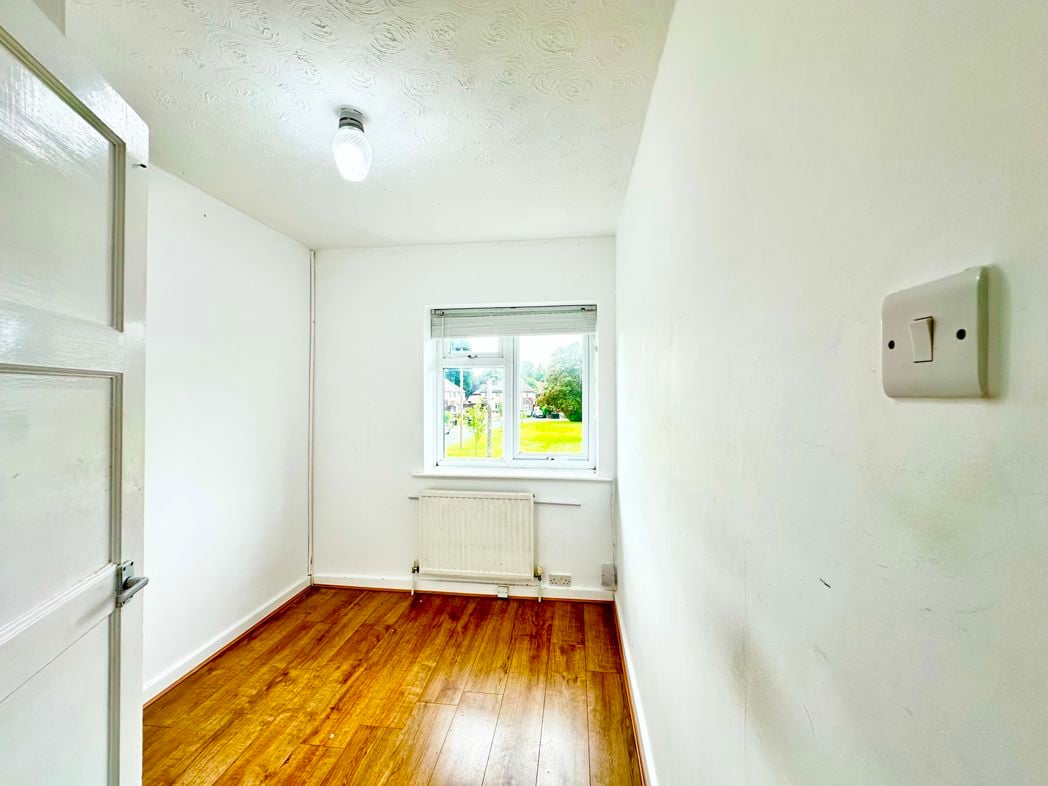 Property image 12 of 16