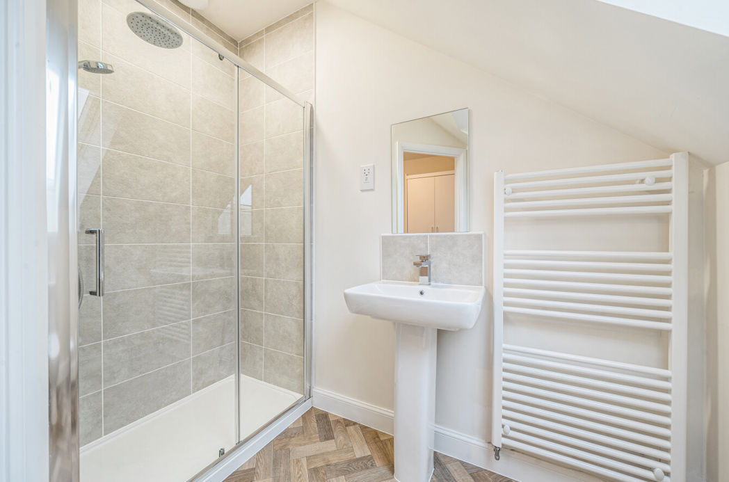 Property image 14 of 21