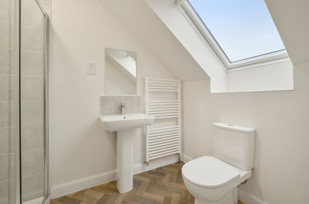 Property image 15 of 21