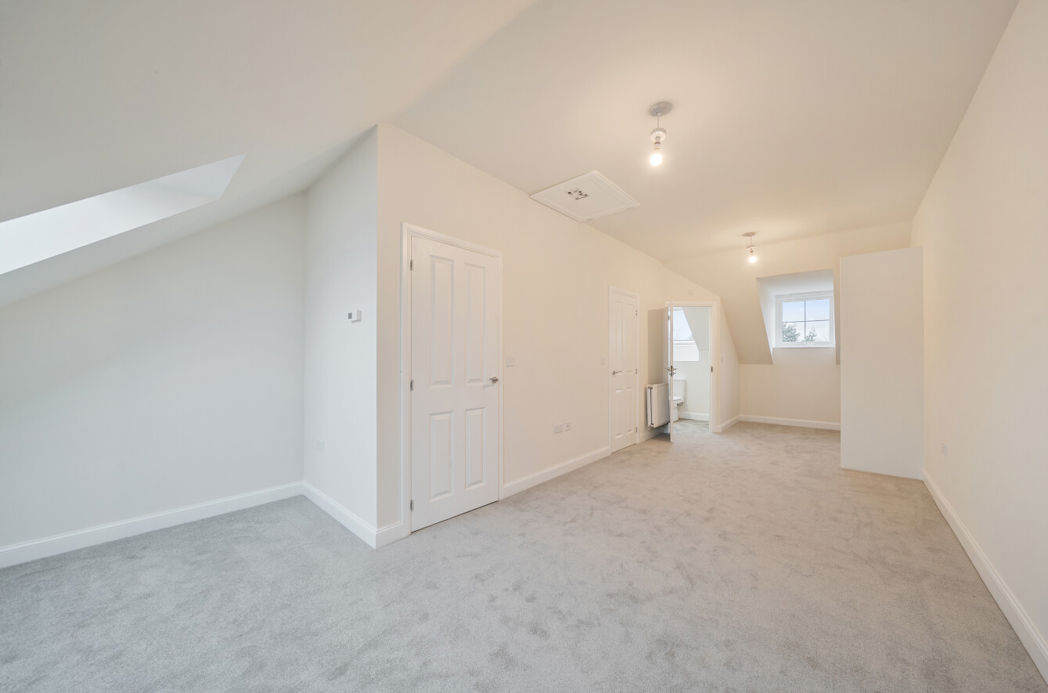 Property image 17 of 21