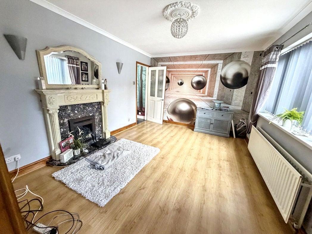 Property image 2 of 24
