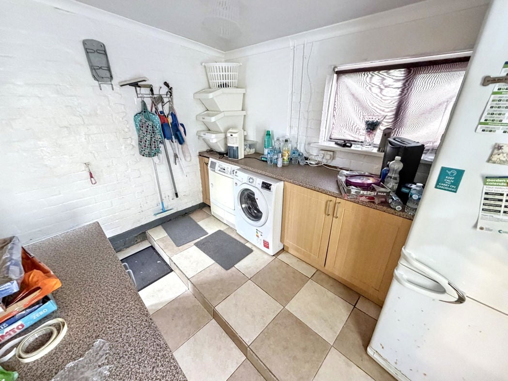 Property image 9 of 24