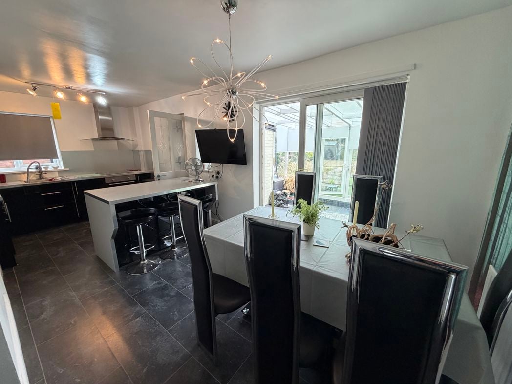 Property image 22 of 24