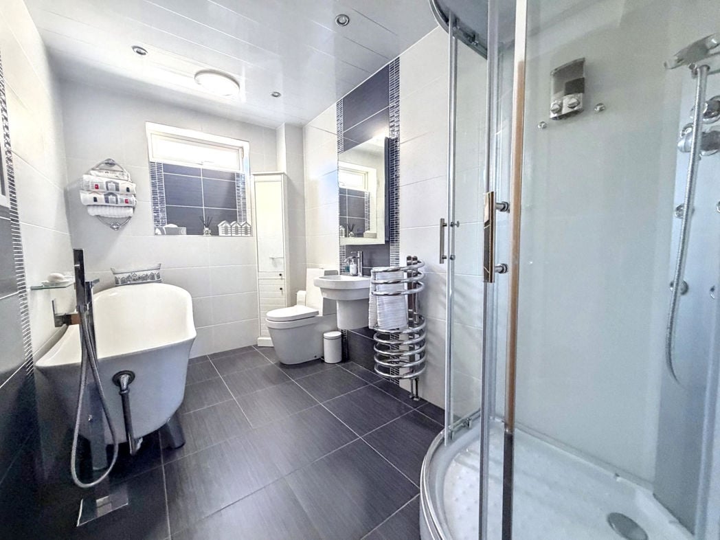 Contemporary Bathroom