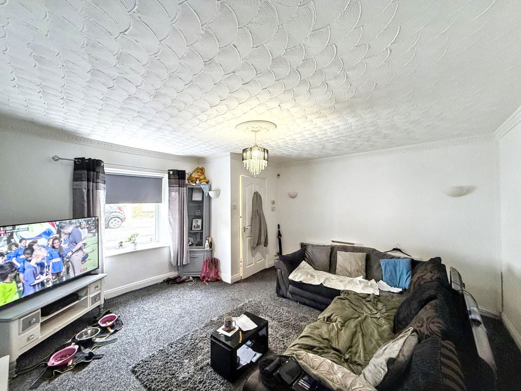 Property image 2 of 11