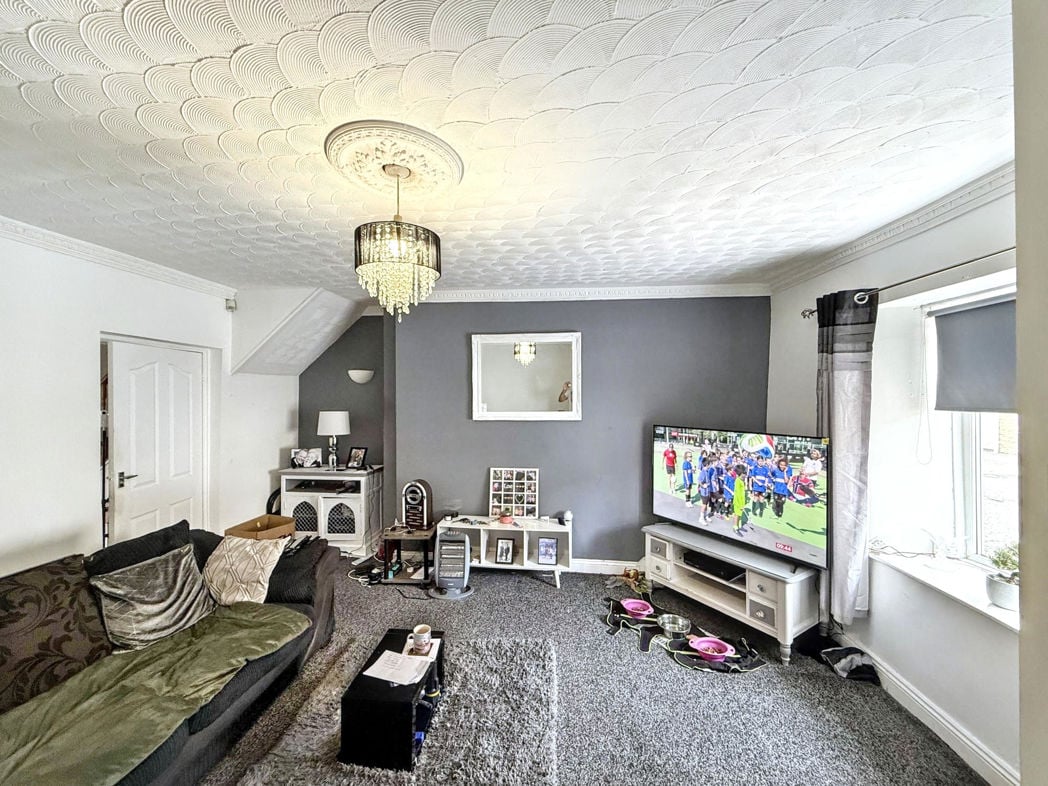 Property image 3 of 11