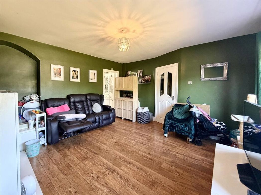 Property image 4 of 14