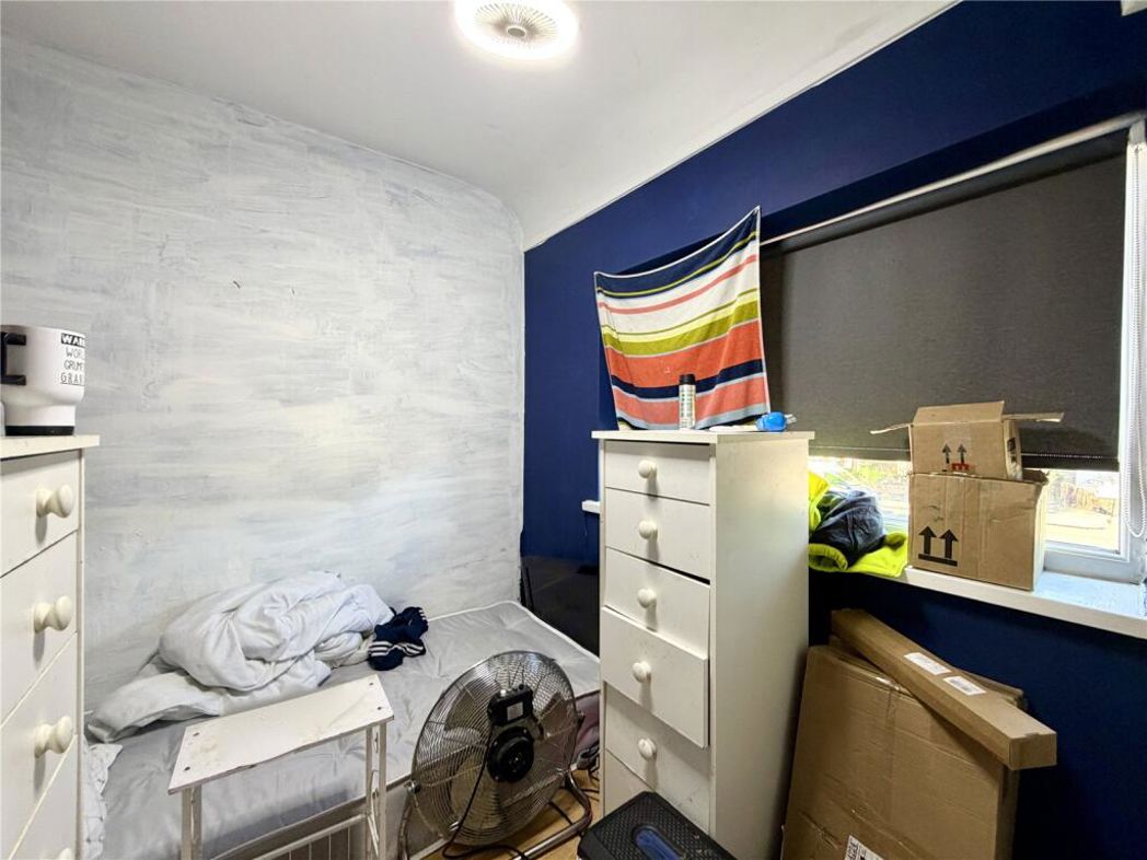 Property image 11 of 14