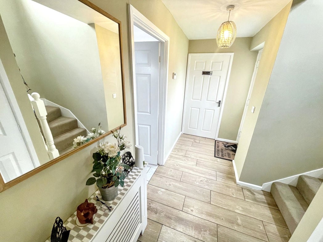 Property image 2 of 13