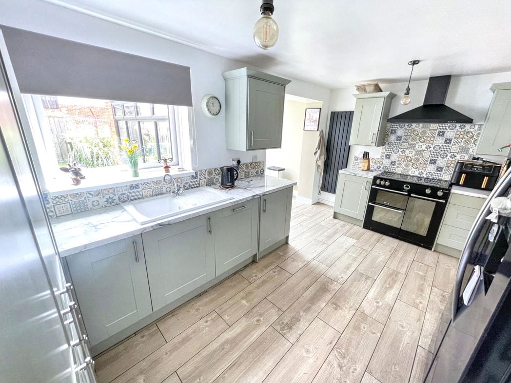 Property image 4 of 13