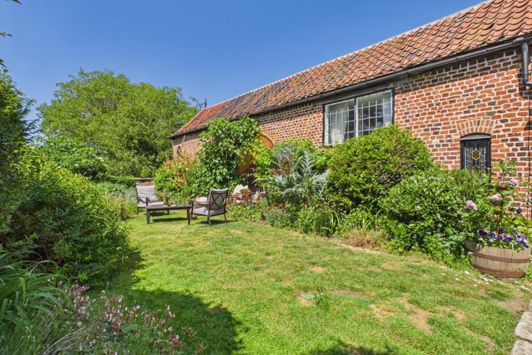 Property image 1 of 25