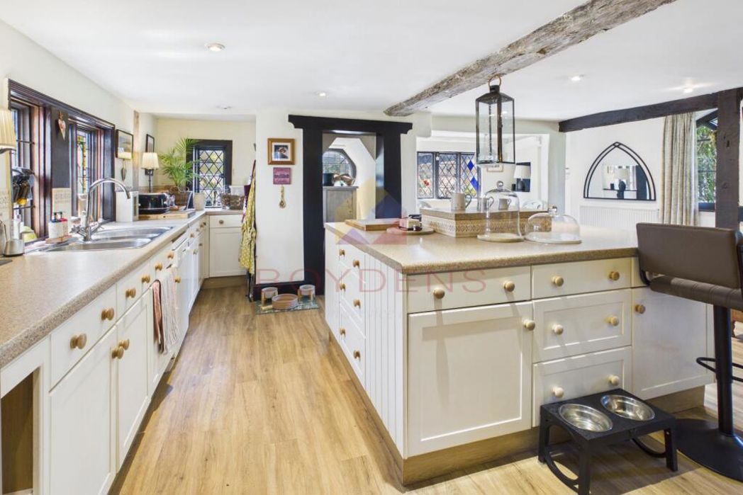 Property image 9 of 25