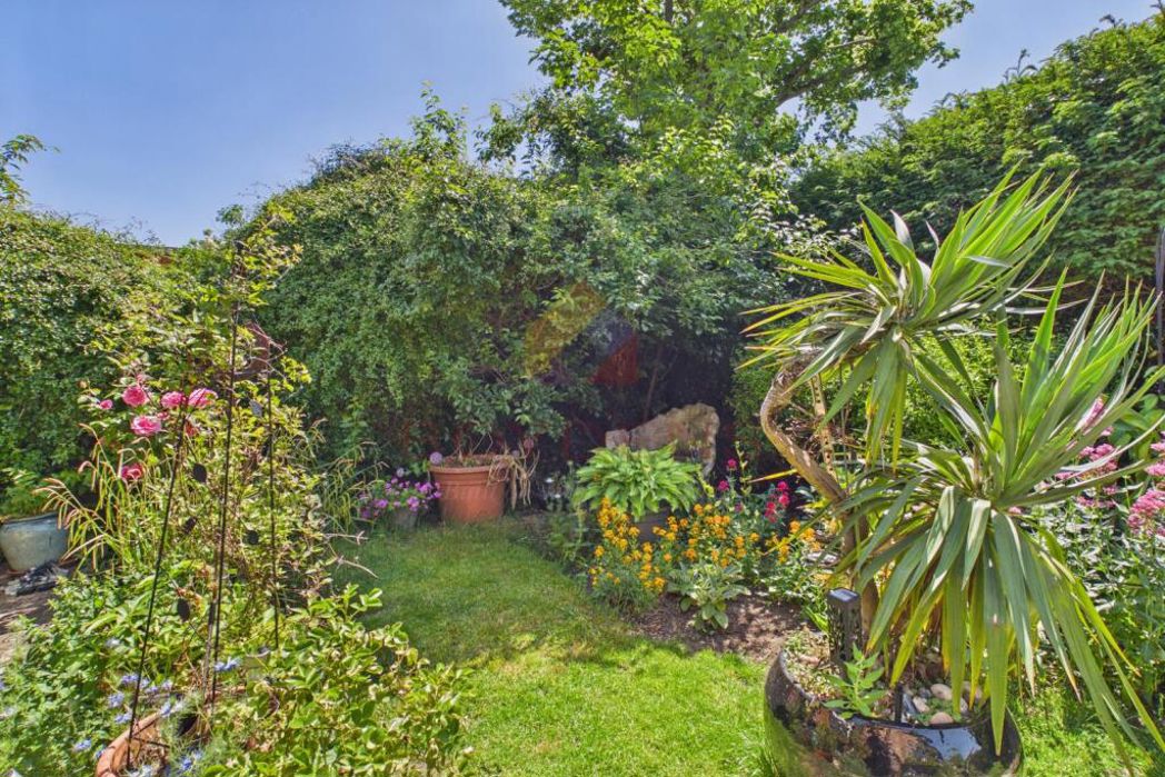 Property image 10 of 25