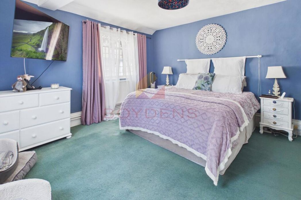 Property image 18 of 25