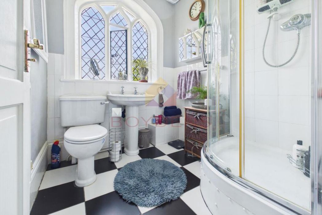 Property image 22 of 25