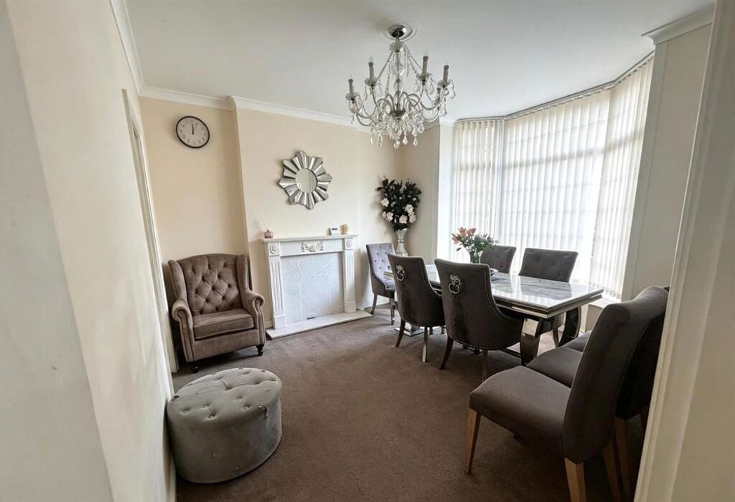 Property image 4 of 15