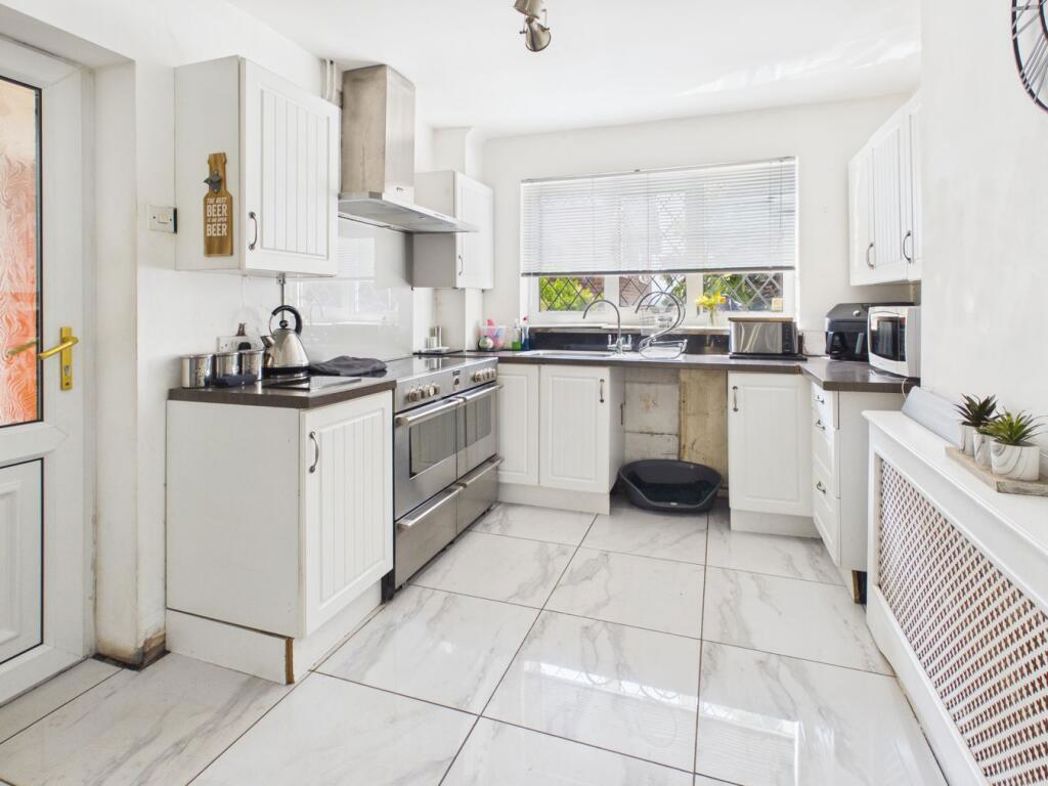 Property image 7 of 16