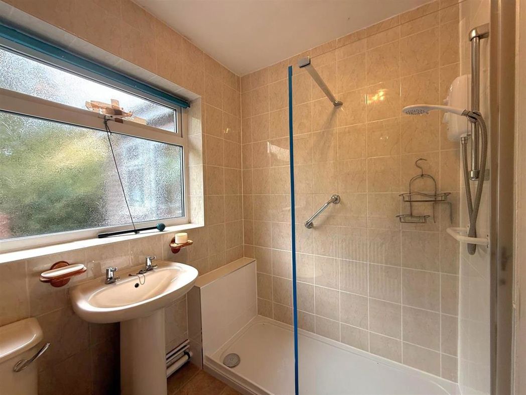 Property image 13 of 16