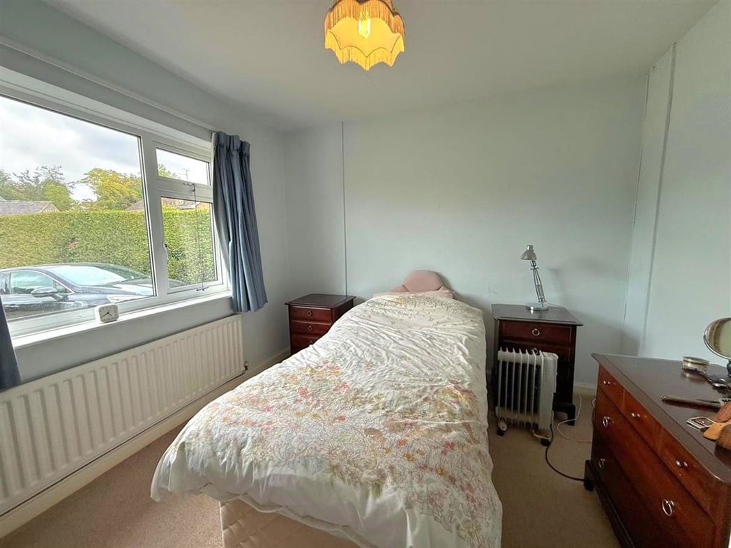 Property image 12 of 16