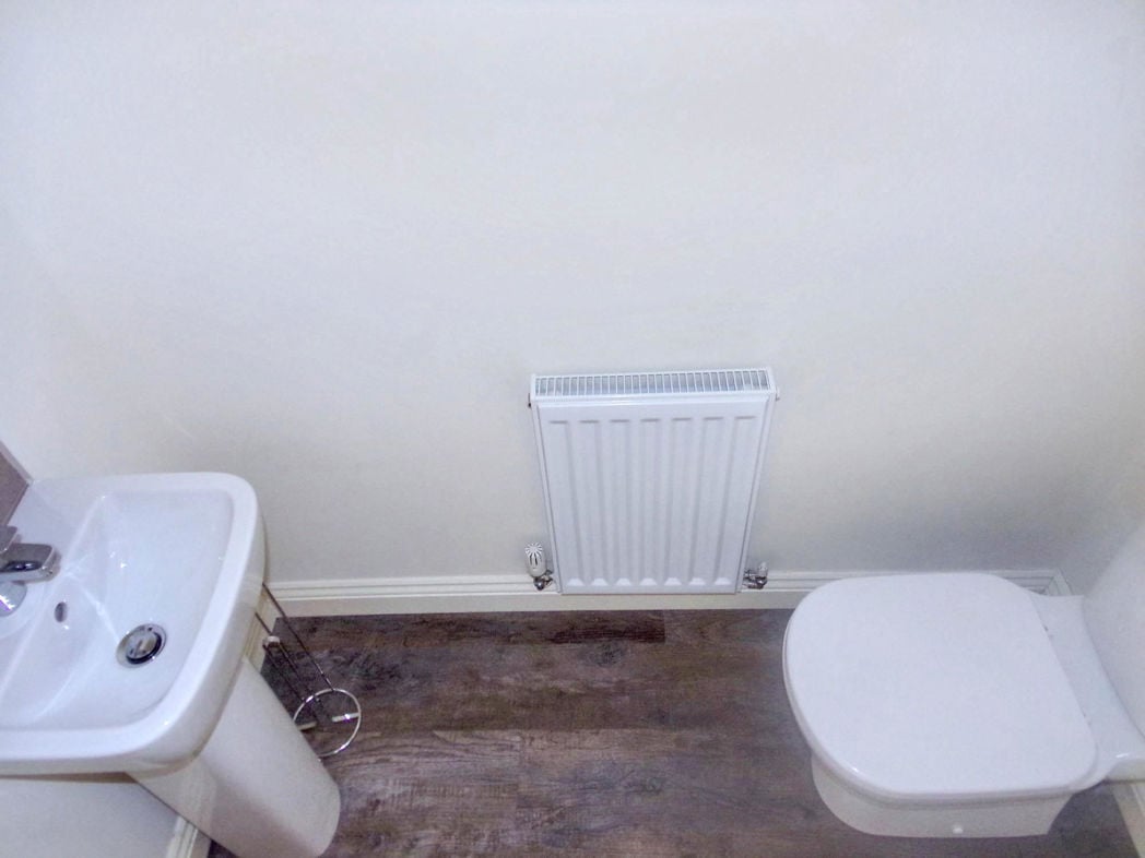 Property image 5 of 12