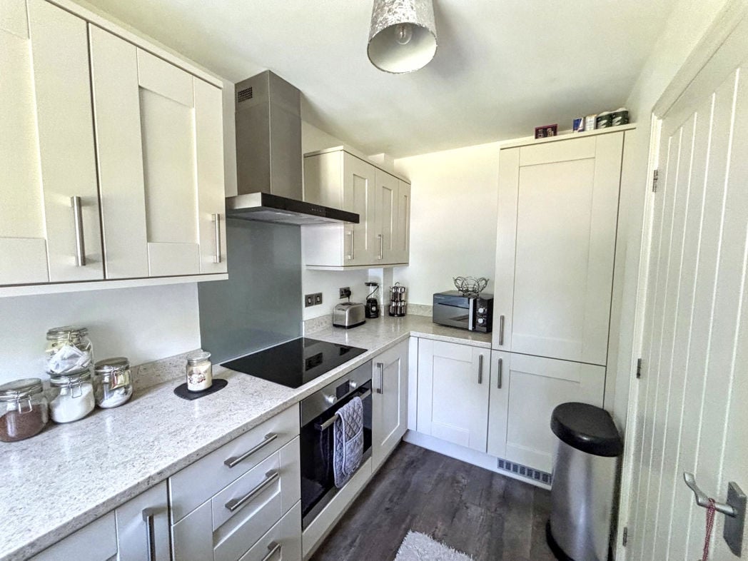 Property image 3 of 12