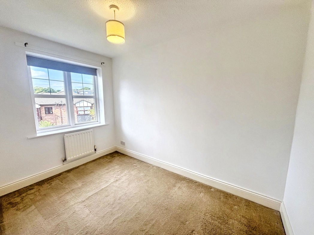 Property image 6 of 8