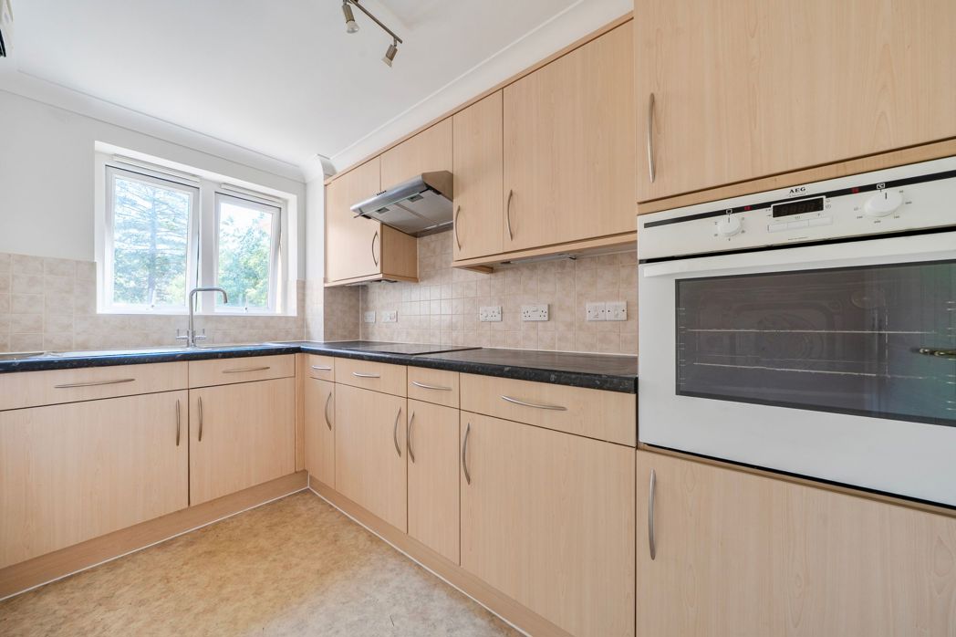 Property image 3 of 20