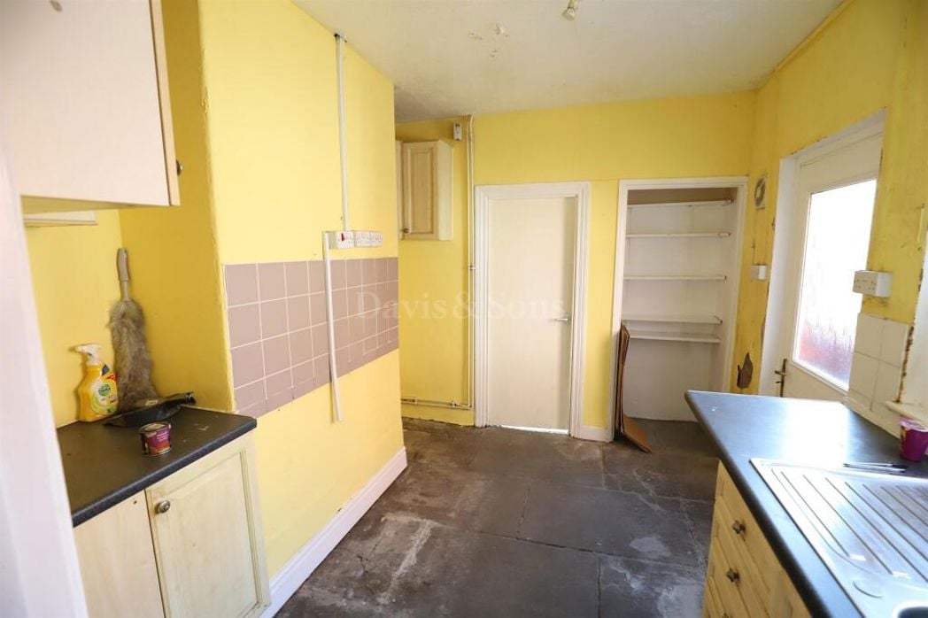 Property image 6 of 15