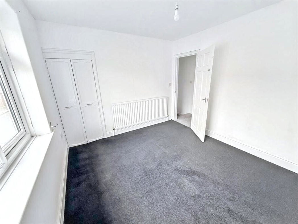 Property image 10 of 13