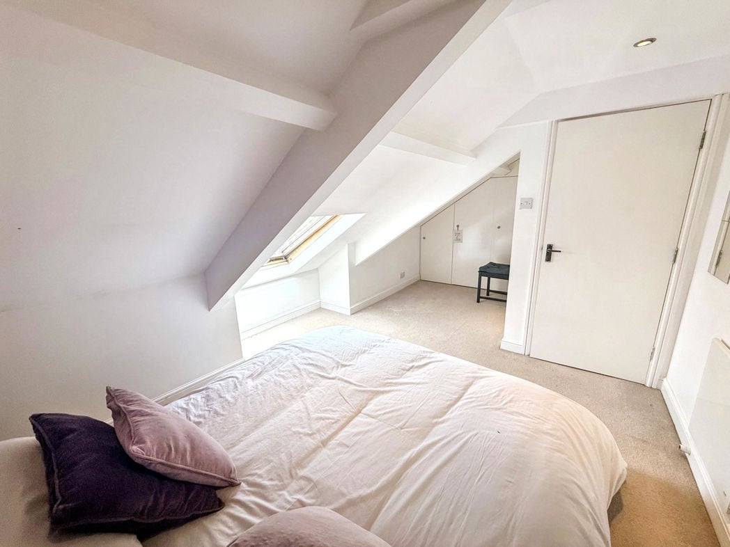 Loft Room 2