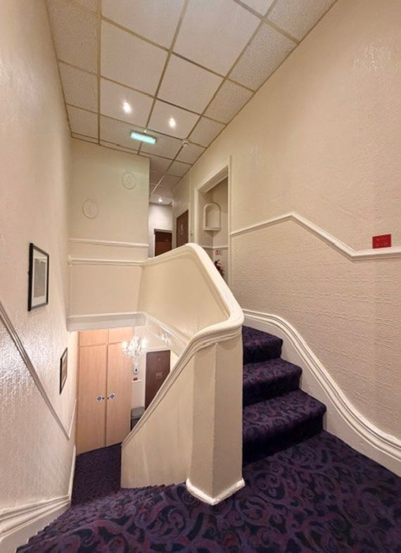 Property image 14 of 27