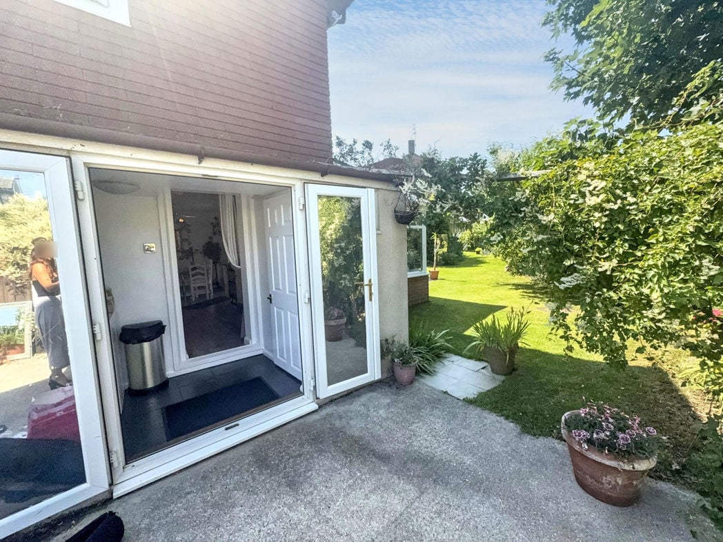 Property image 14 of 19