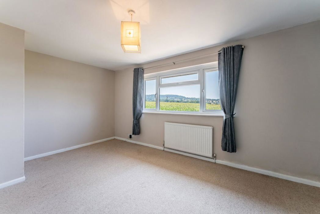 Property image 4 of 8